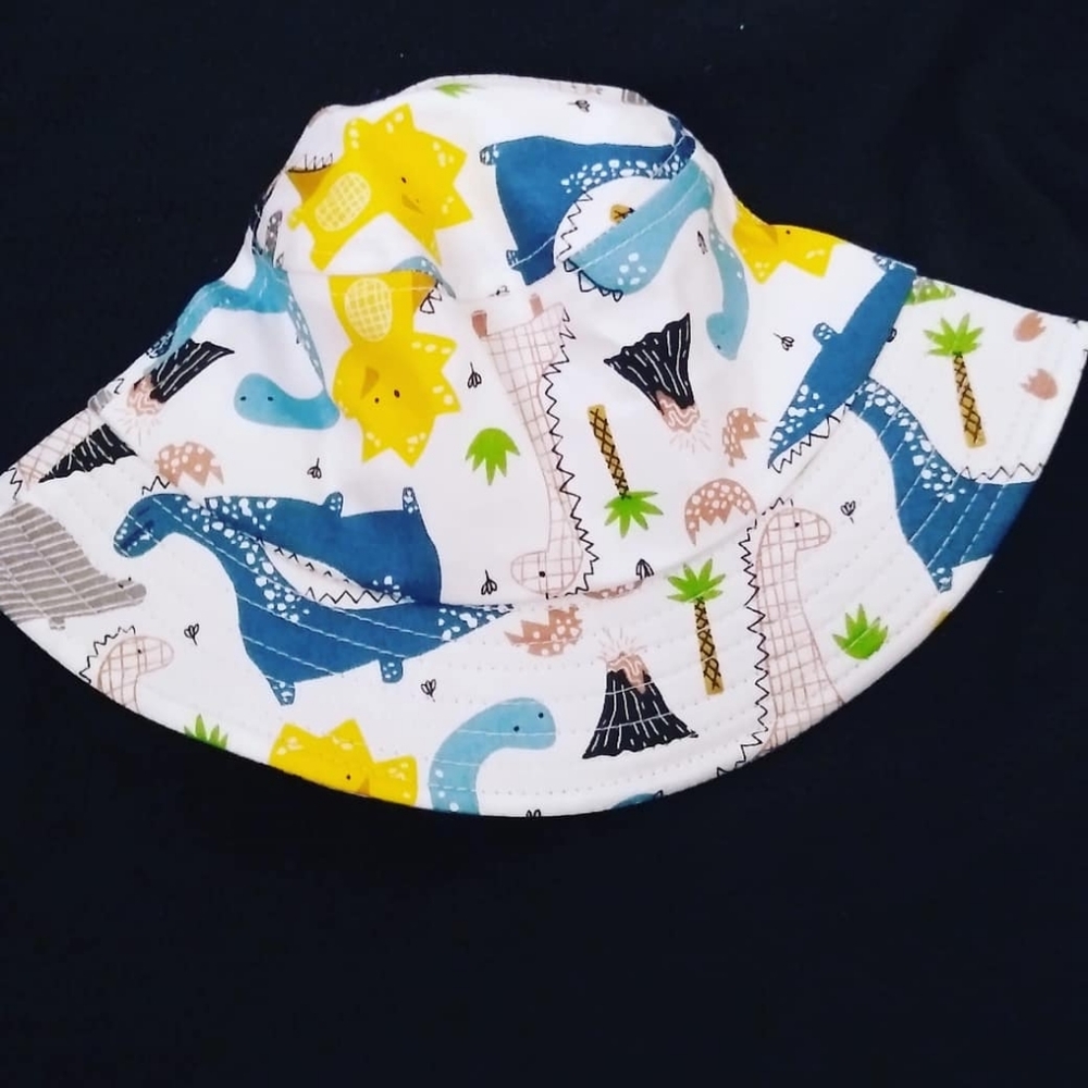 New Dinosaur bucket hat